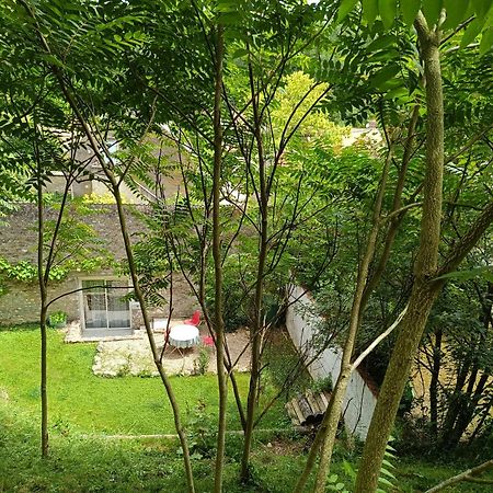 Logement Entier Dans Village Calme 吉维瓦尔 外观 照片